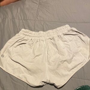 Lululemon hotty hot size 2 2.5